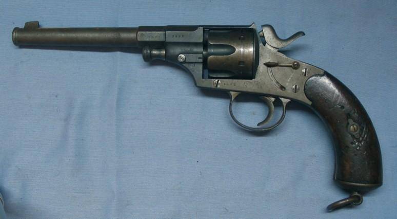 Самый «киношный» военный револьвер оружие