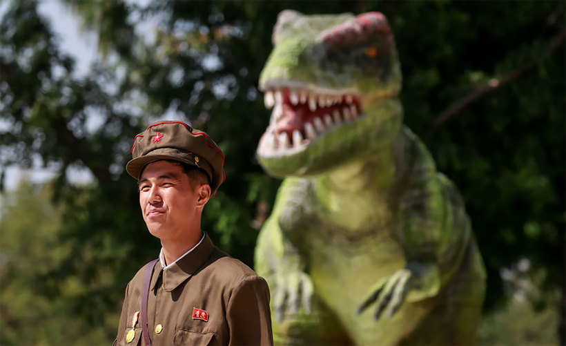 Развлечения в северокорейском стиле: жители КНДР посещают музей естествознания