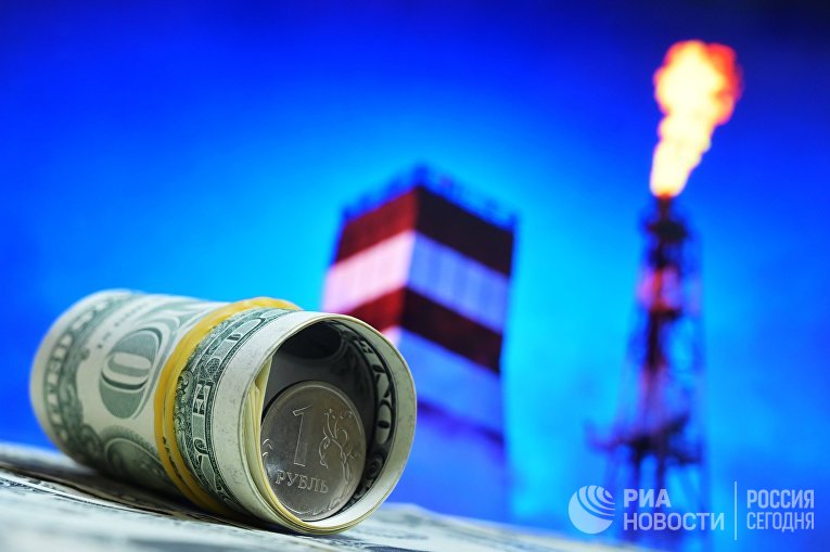 Kayhan : помогает ли антидолларовая политика России укреплять рубль?