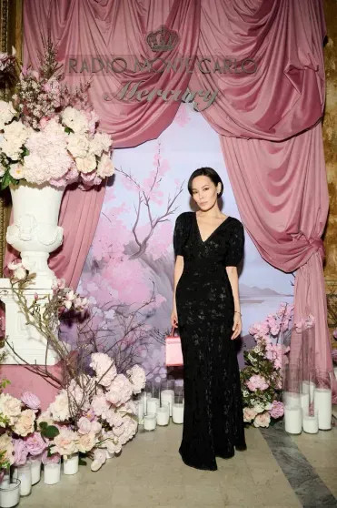 Яна Рудковская, Юлия Барановская, Владислав Лисовец посетили гала-ужин Radio Monte Carlo Вчера, АнтимонийЕкатерина, АлексееваРанее, АносоваДарина, ВолодинаКсения, женойАлла, Сирадекиан, ЗемскаяАлександр, СлавкоАнна, фонда, МурАлёша, АрхангельскаяМадонна, ЛобановаНаталия, ЧайковскаяМария, ЛисовецИрина, БарановскаяВладислав, Бунин, премию, Друзья, РудковскаяЮлия