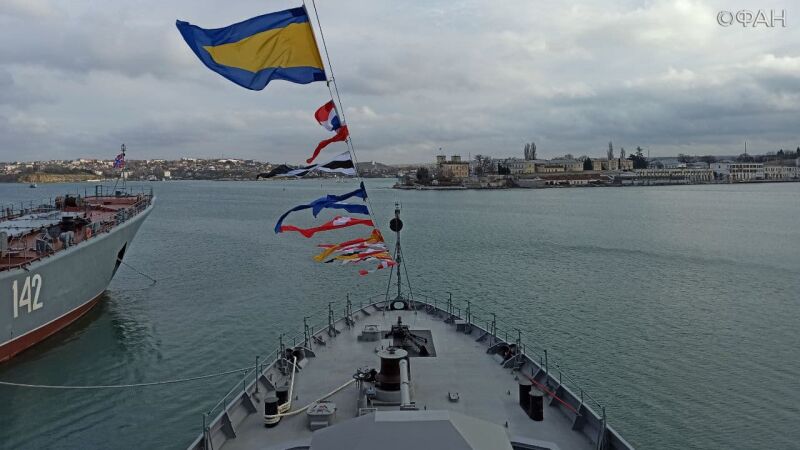 Мощь ЧФ возросла: в Севастополе заступил на службу новый корабль с ракетами «Калибр»