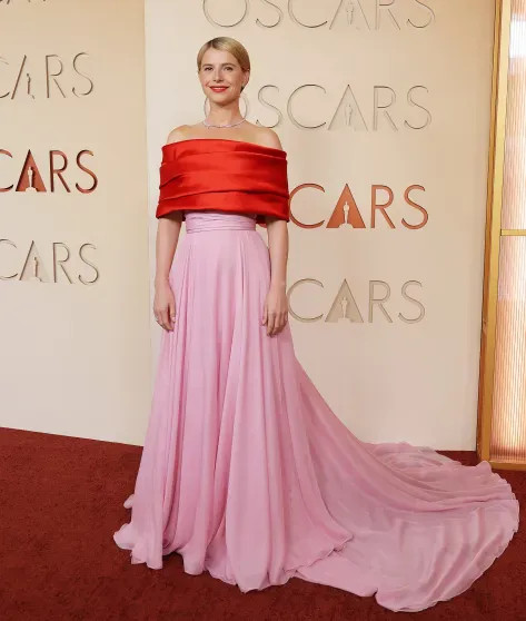 Джесси Бакли в Chanel