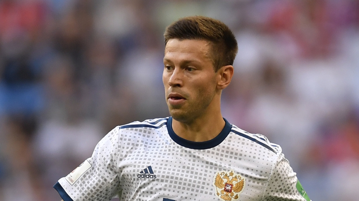 Смолов открыл счет в матче с Мальтой на десятой минуте