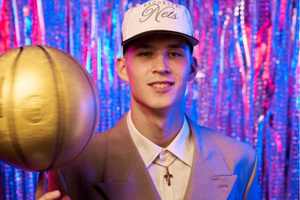 Россиянин впервые в истории попал в топ-10 драфта НБА