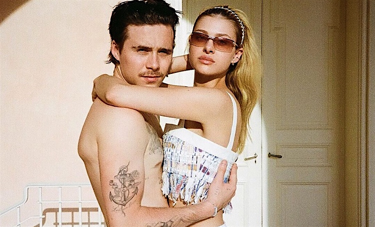 Неоднозначно: Бруклин Бэкхем и Никола Пельтц обменялись кулонами из своих зубов