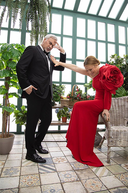 Валерий Меладзе с юмором прокомментировал скорое появление шестого ребенка Валерий Меладзе с юмором прокомментировал скорое появление шестого ребенка Звездные пары