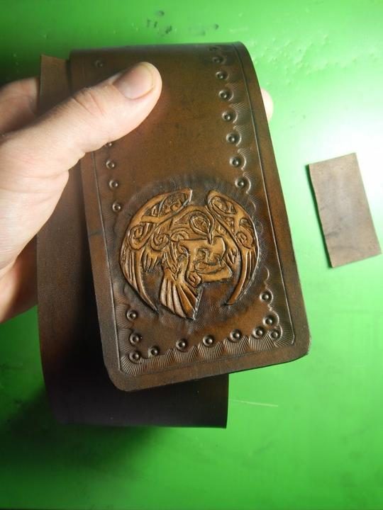 Маленькая кожаная сумочка на пояс кожаная сумочка