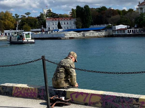 Защита Севастополя усилена, но требуются ещё люди