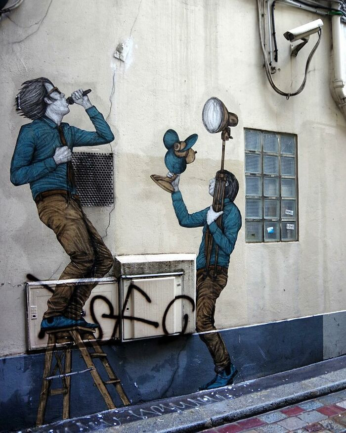 Уличное искусство художника Levalet, взаимодействующее с окружающей средой искусство,стрит-арт,творчество