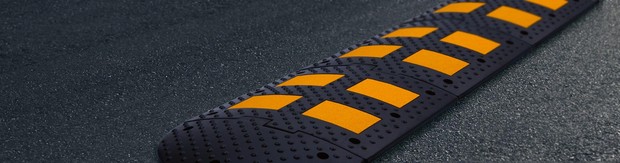 Дави его! Как правильно проезжать «лежачих полицейских» Дави его! Как правильно проезжать «лежачих полицейских»