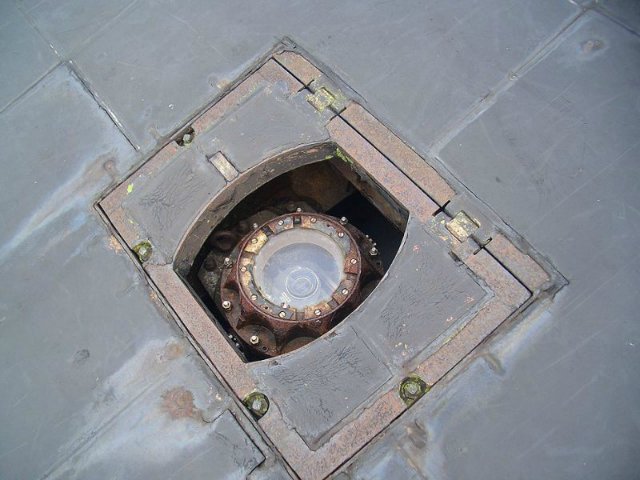 Тридцать патронов и Калашников на дне  