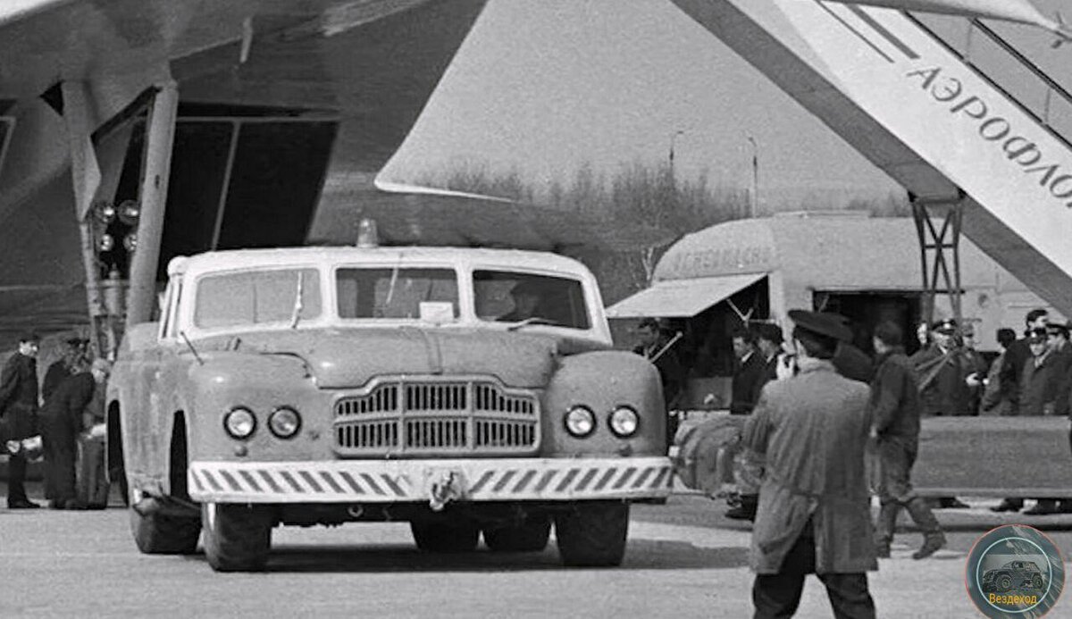 Советский «МАЗ», который весил 28 тонн и имел двигатель V12. Какое его предназначение. двигатель, тягач, колеса, чтобы, который, литров, разобраться, передними, полным, отключаемыми, управления, колесамиМесто, сцепкой, самим, тягачом, располагались, разных, естественно, подход, Привод
