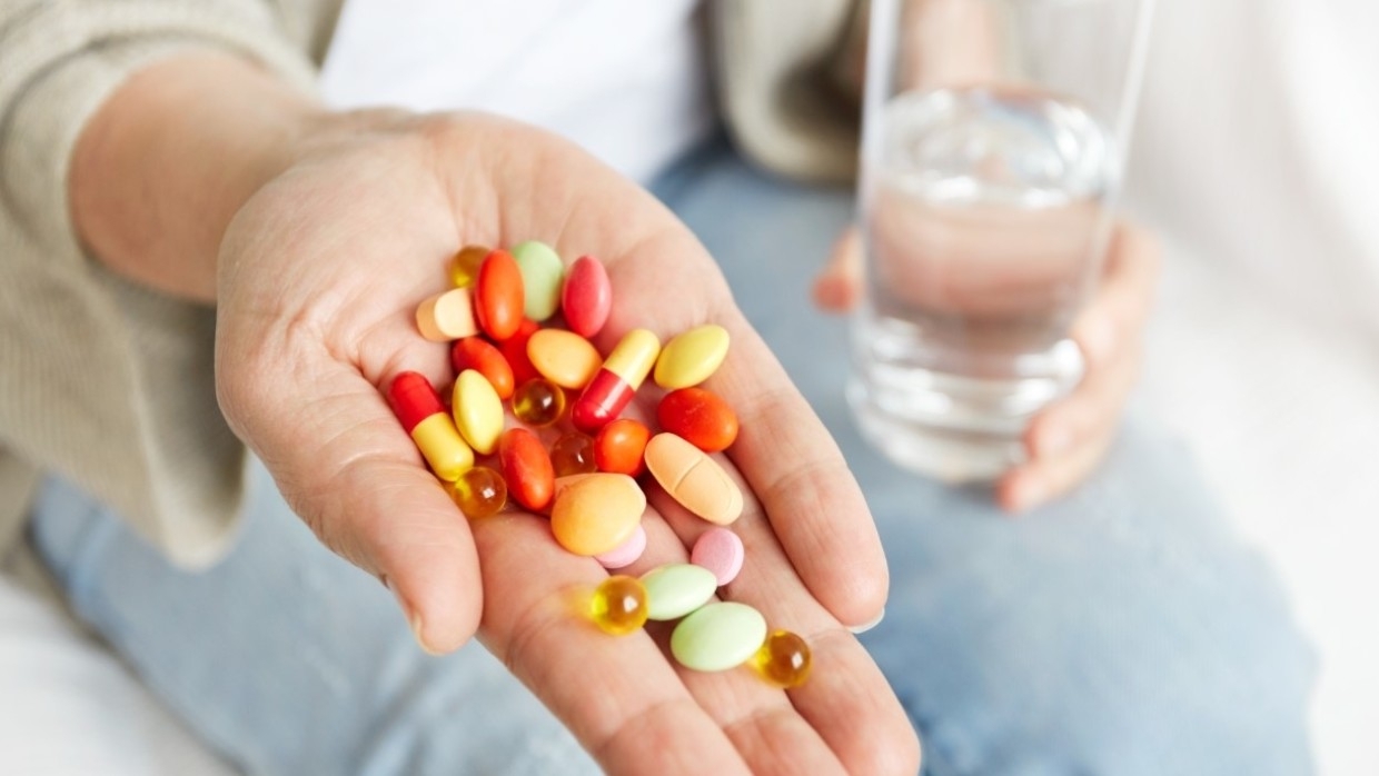 Азитромицин оказался бесполезен при лечении COVID-19