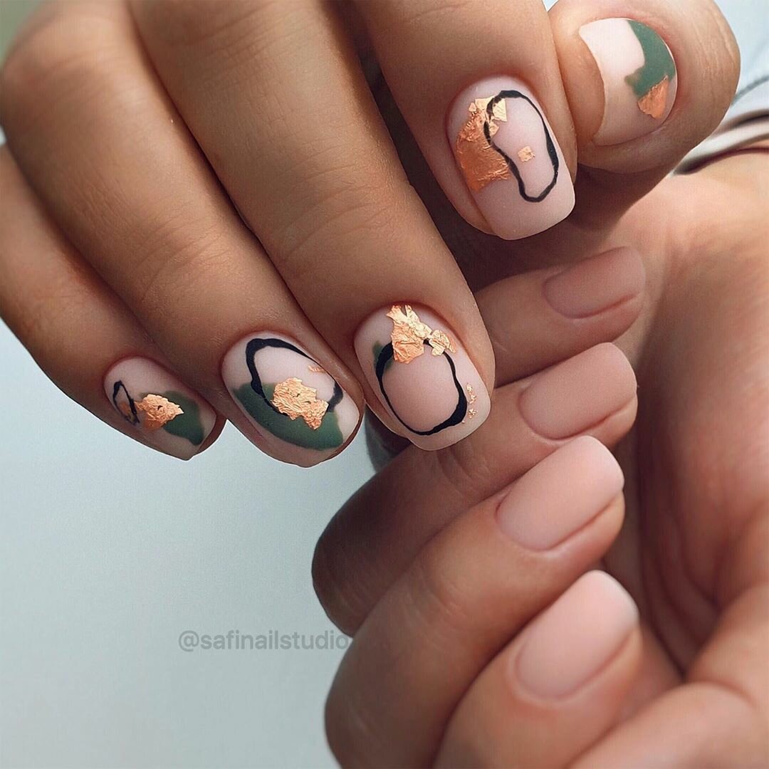  www.instagram.com/safinailstudio 