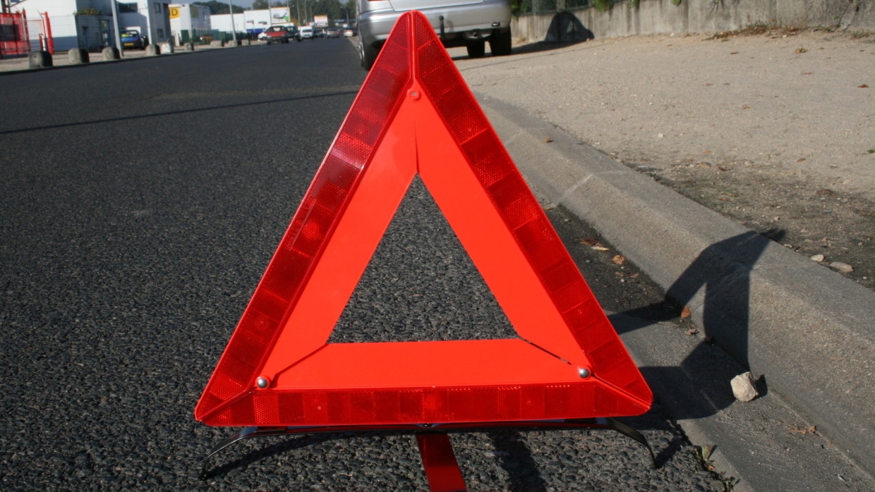 Автомобиль загорелся после аварии на МКАД