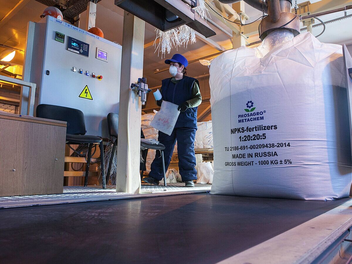    Производство фосфорно-калийных удобрений на предприятии компании "Фосагро"© Фото : предоставлено пресс-службой "Фосагро"