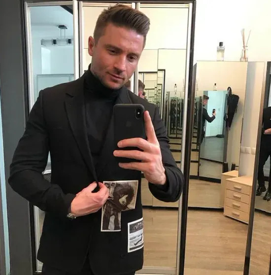 Сергей Лазарев пошутил про свои будни отца-одиночки Лазарев, видео, детьмиСергей, которой, Сергея, Сергей, когда, ЛазареваКадр, котором, артист, отцом, воспитывает, который, записал, суррогатные, крови, сестрой, братом, полноценными, являются