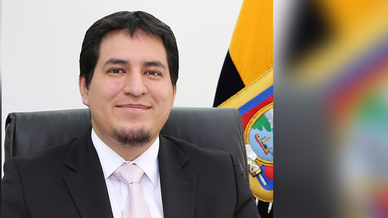 Араус объявил себя президентом Эквадора. События дня. ФАН-ТВ