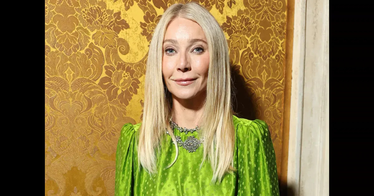 Гвинет Пэлтроу, Джорджина Родригес, Надежда Оболенцева среди гостей и сын Наоми Уоттс — на подиуме на показе Valentino