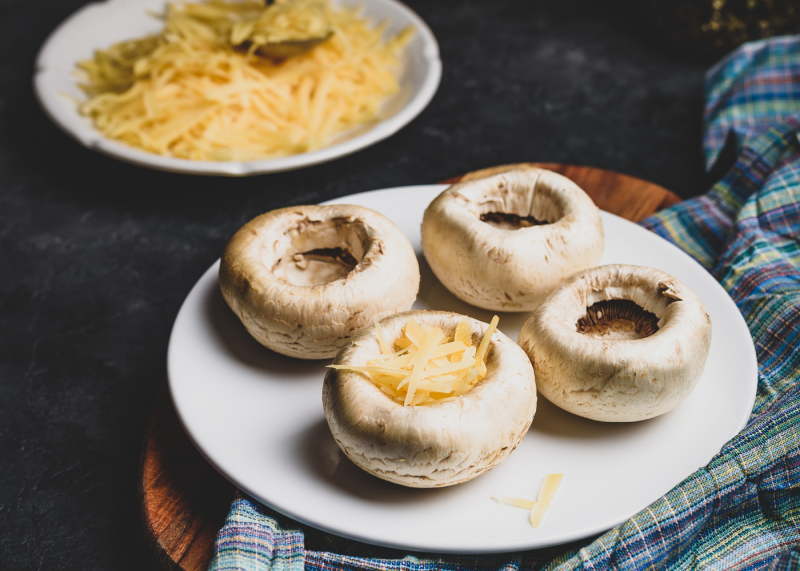 Праздничная закуска из шампиньонов: вкусная, красивая, ароматная с хрустящей корочкой блюда из грибов,закуски