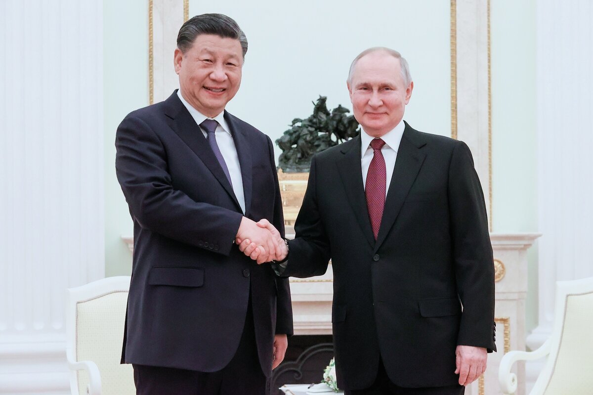 Из открытых источников в интернете. Глава КНР Си Дзиньпин и президент РФ Владимир Путин.