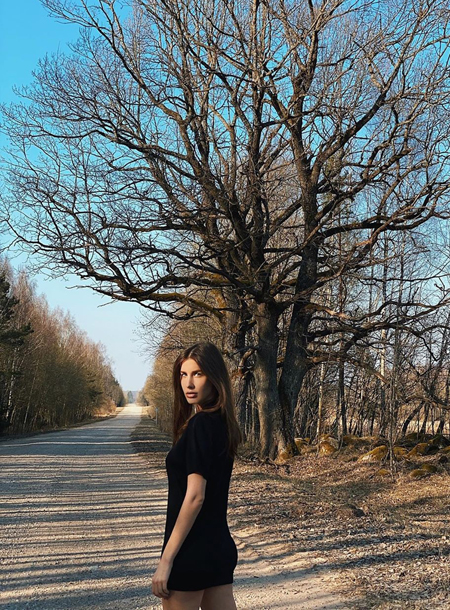 Кети Топурия представила соблазнительную фотосессию на природе Кети Топурия представила соблазнительную фотосессию на природе Звезды,Новости о звездах