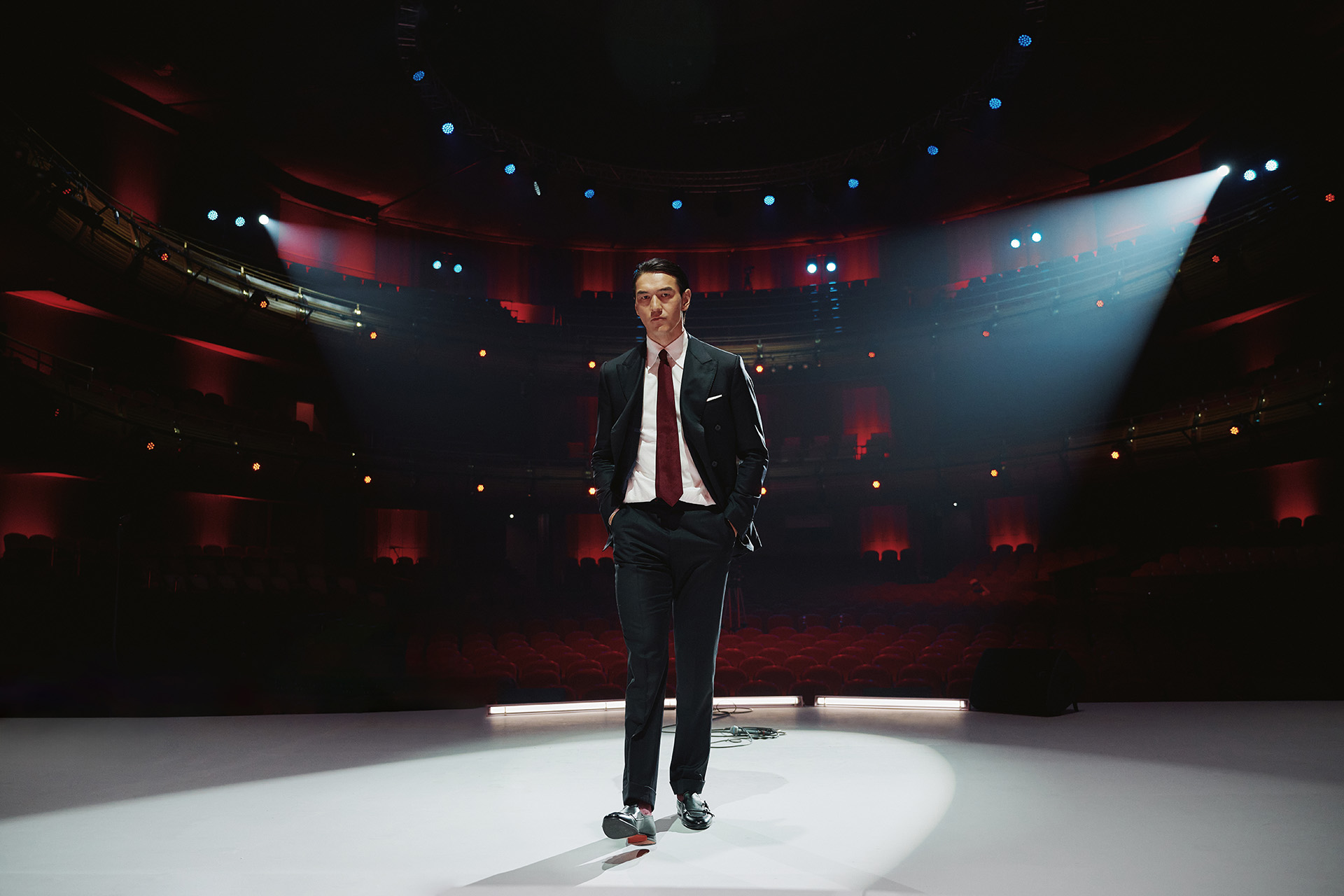 Нурлан Сабуров