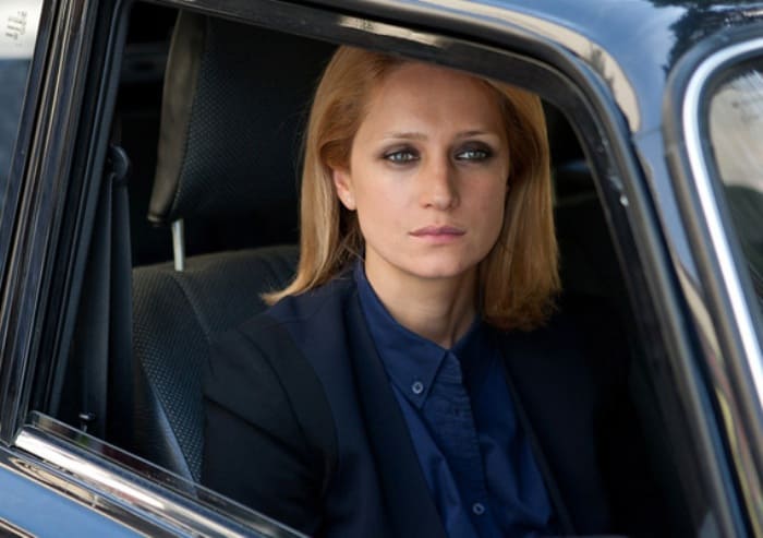 Кадр из сериала *Родина*, 2015 | Фото: kino-teatr.ru Кадр из сериала *Родина*, 2015 | Фото: kino-teatr.ru