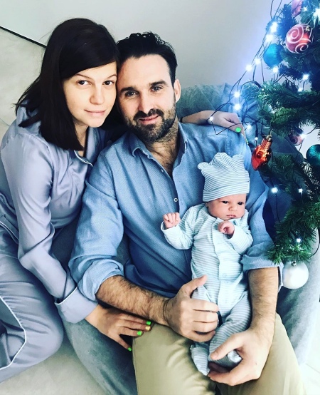 Агния Кузнецова и Максим Петров впервые показали лицо сына Агния Кузнецова и Максим Петров впервые показали лицо сына Дети,Дети знаменитостей