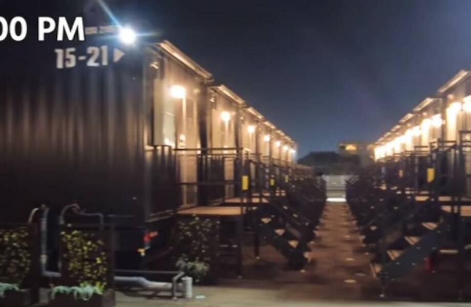 Видео: как японцы превратили обычные контейнеры в отели
