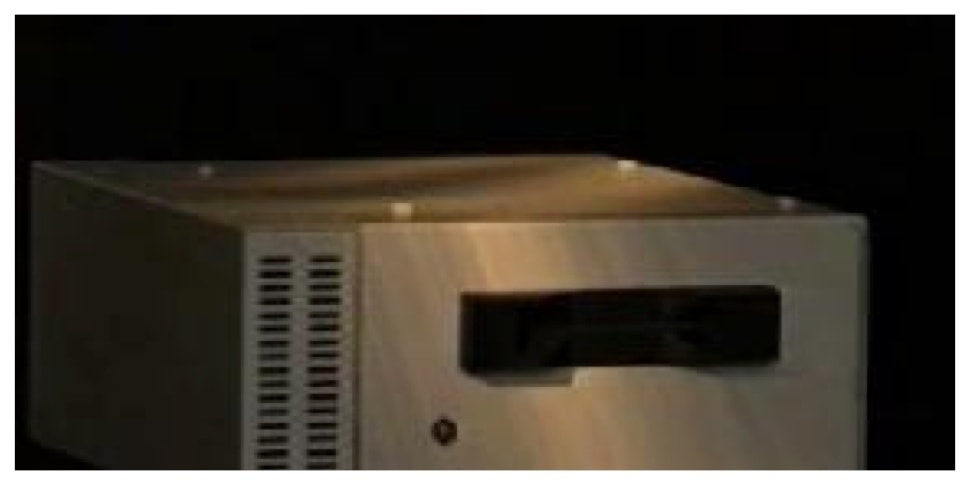 Мошенник или гений? Телемастер обещал уместить все фильмы мира на одном CD, но внезапно умер CD