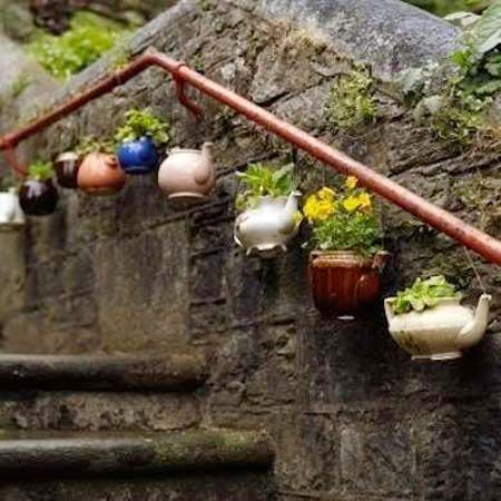 Цветочные горшки на перила и ограждения Цветочные горшки на перила и ограждения дача,идеи для дачи,сад и огород