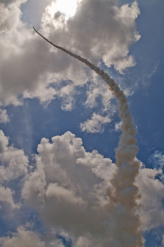 «Bun Bang Fai» – опасный праздник с самодельными ракетами в Таиланде авиатур