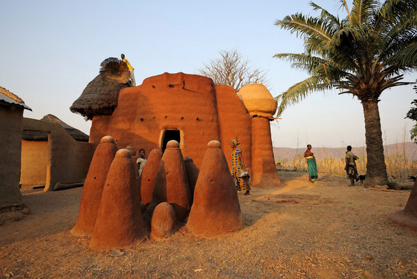 Сомба: элитные стрелки, превращающие людей в зомби Сомба: элитные стрелки, превращающие людей в зомби