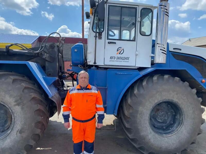 Томенко вручил награды лучшим работникам дорожной и транспортной отрасли / Фото: Антон Червяков