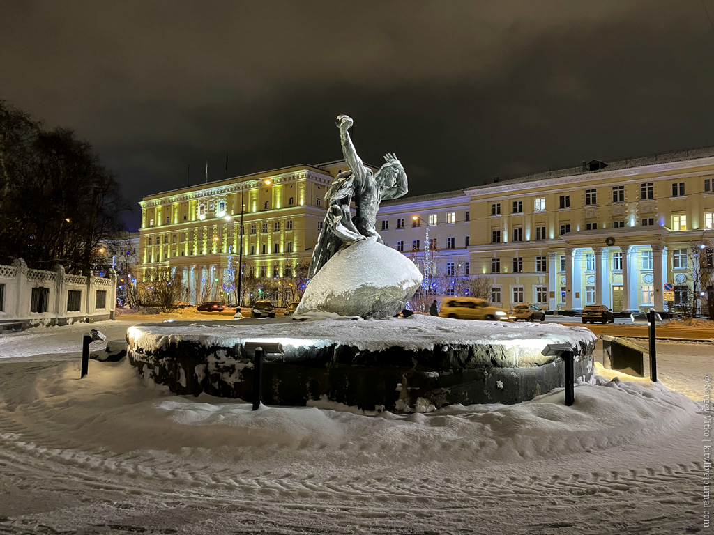 В Мурманск за снегом и обратно город, время, Алеша, Красота, солнце, вдали, кудато, Примерно, Мурманск, Памятник, солнца, жителей, своих, часах, Мурманска, Заполярья, чтобы, просто, нынче, зимняя