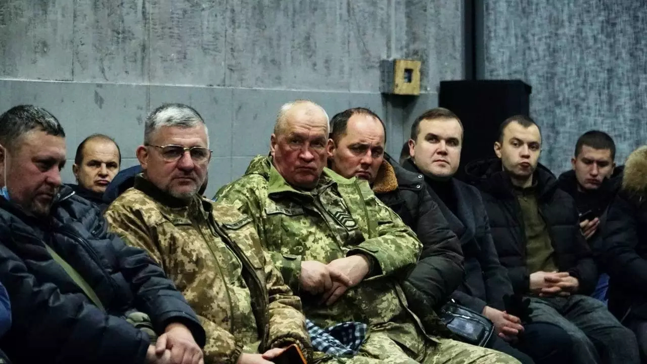 Украинская забава «Жертвы вторжения» набирает обороты с безумной скоростью. Политики, чиновники, силовики, патриоты по...