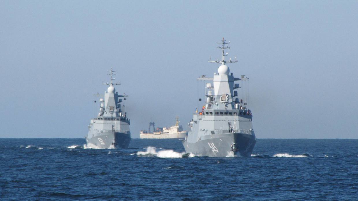 Корабли ВМФ РФ вышли на учения в назначенные районы Балтийского моря