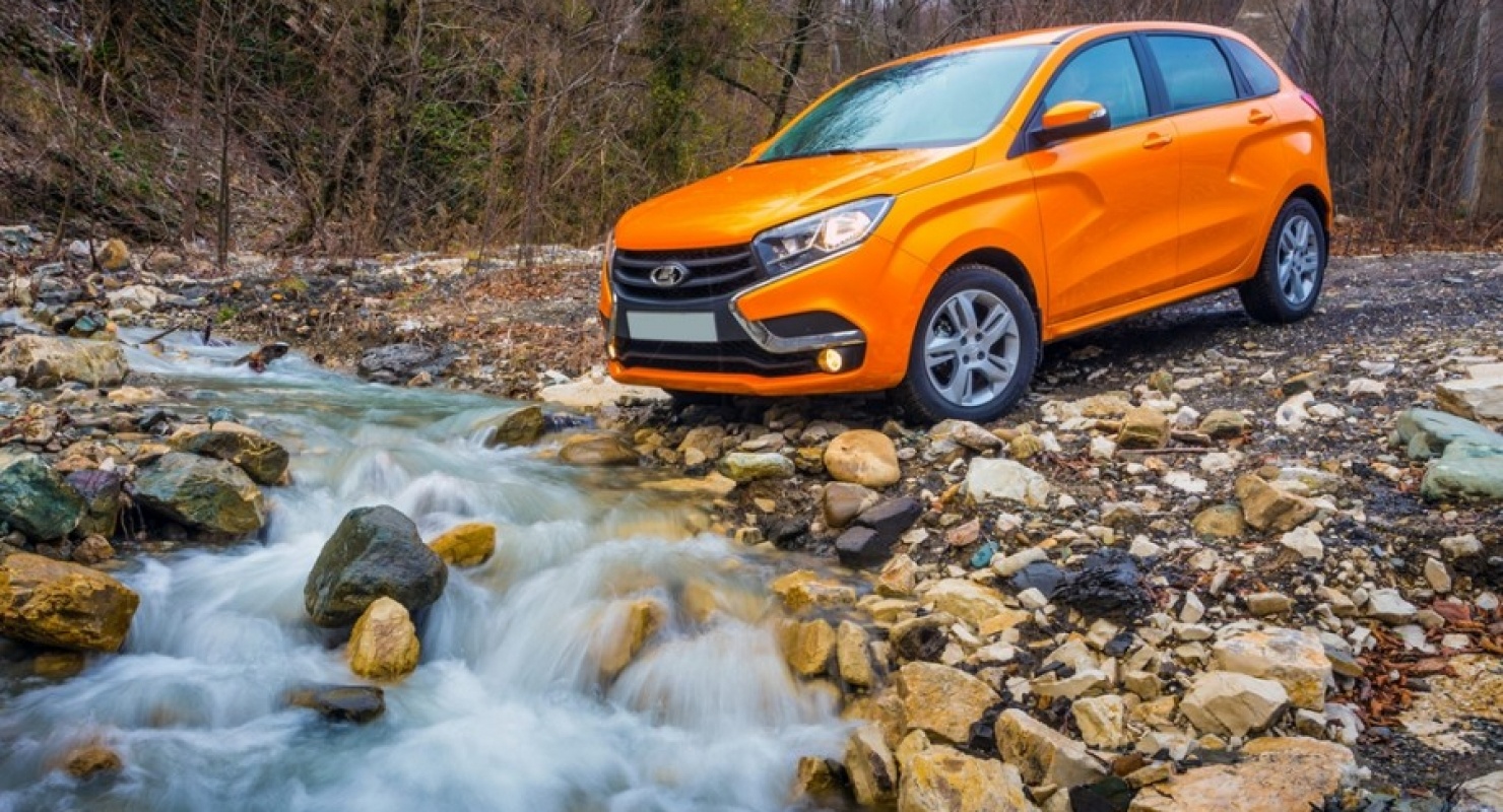 Загадочная «новая» модель марки Lada оказалась обычным Xray Cross