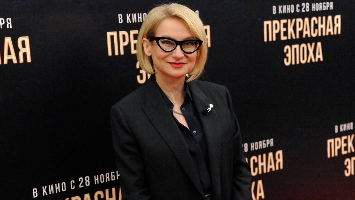 Эвелина Хромченко дала женщинам старше 50 лет советы в подборе верхней одежды