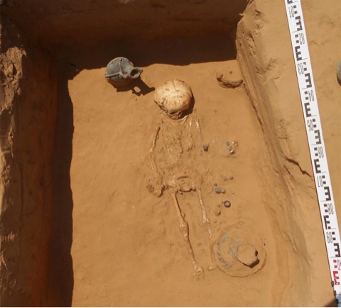 Археологи в Астрахани обнаружили могилу сарматской «принцессы» и ее драгоценности