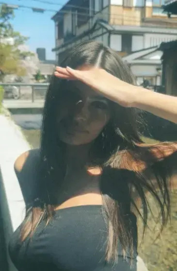 Эмили Ратаковски поделилась снимком топлес из отпуска в Японии Ратаковски, Эмили, ЯпонииЭмили, модель, одном, замуж, призналась, Однако, Ромена, отношения, Ромен, Гавраса, Японии, актёра, стали, Остином, принадлежит, романы, приписывали, развода