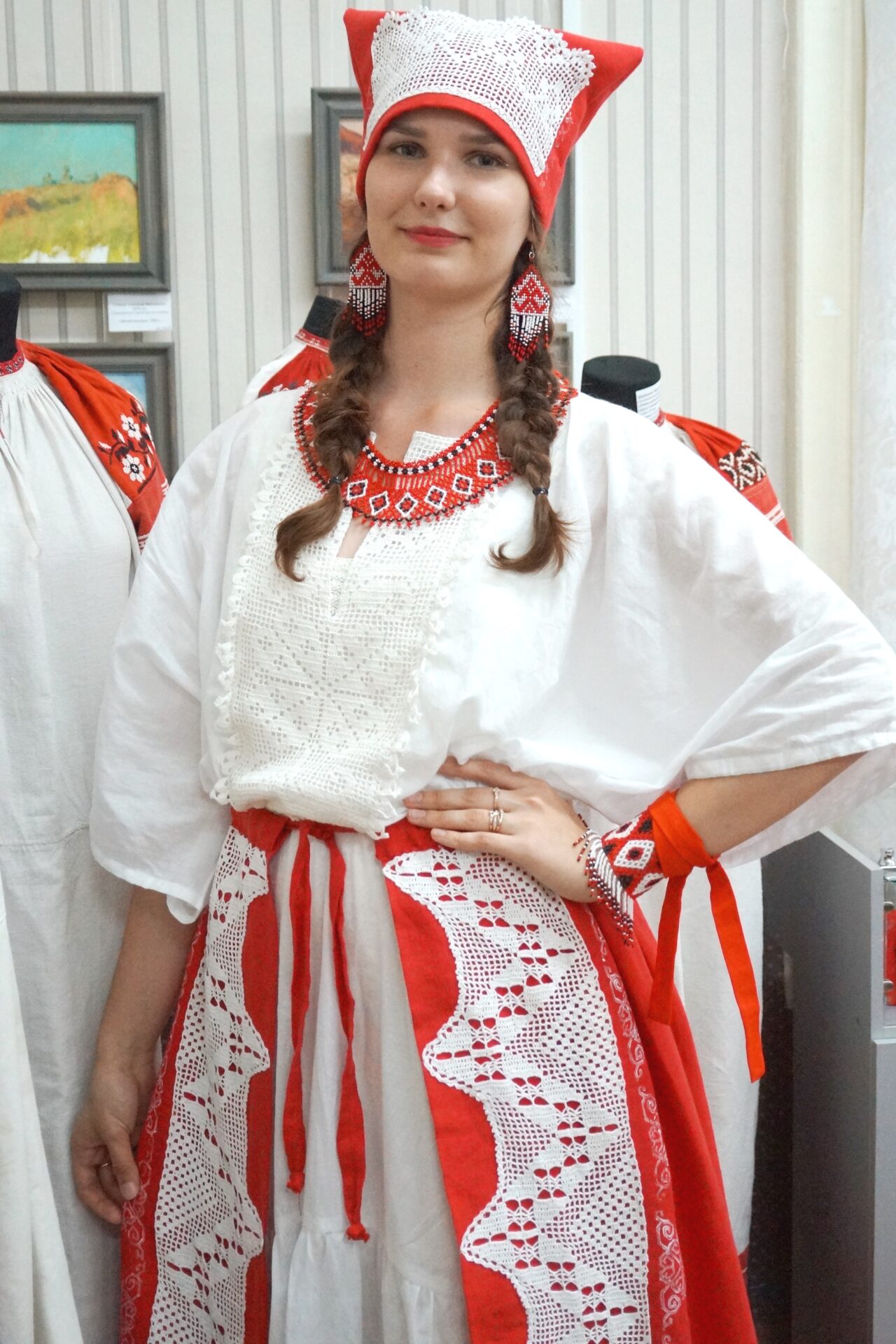 Аутентичные наряды и украшения показали на межрегиональном фестивале-конкурсе в Рязани  