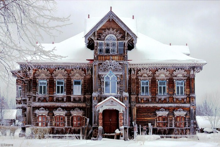Дом землевладельца Поляшова, построенный в 1903 г., сохранился до наших дней.