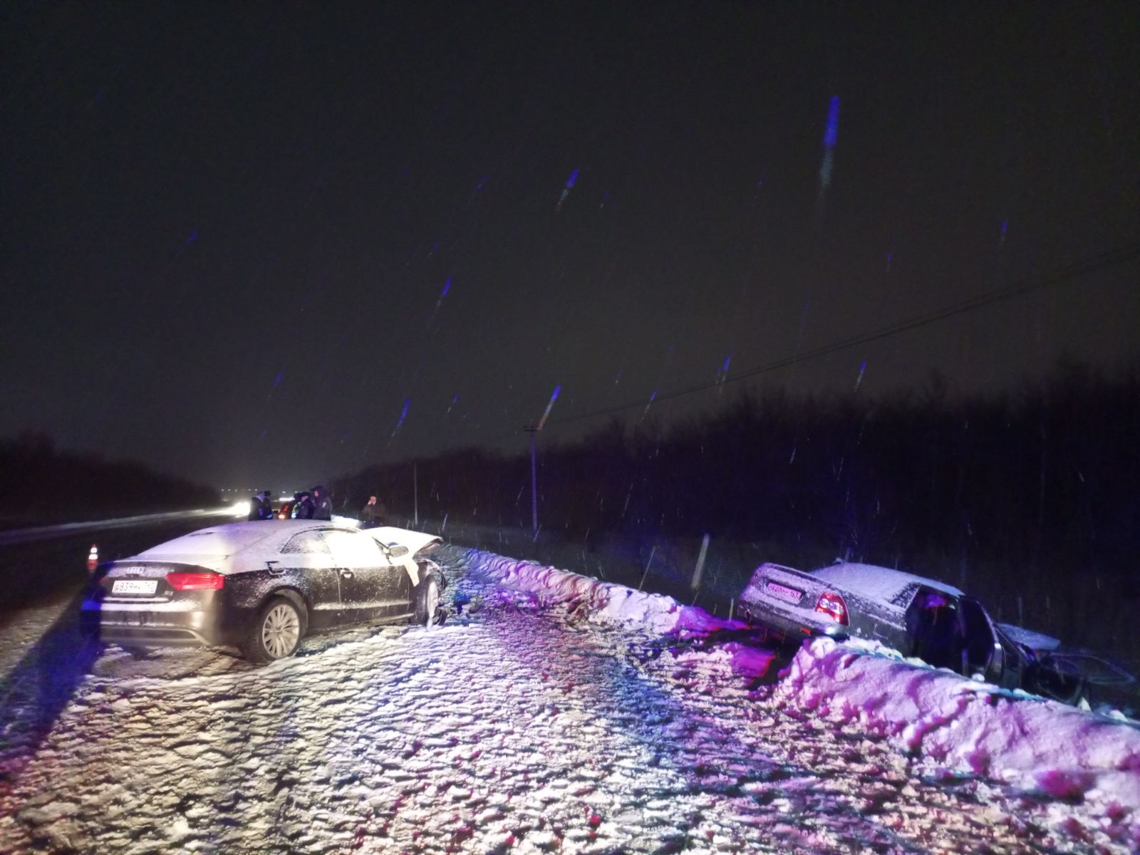 29 января 21 года. Авария Самарская область Чапаевск. Авария Самара Волгоград. Авария на трассе Волгоград и Самара.