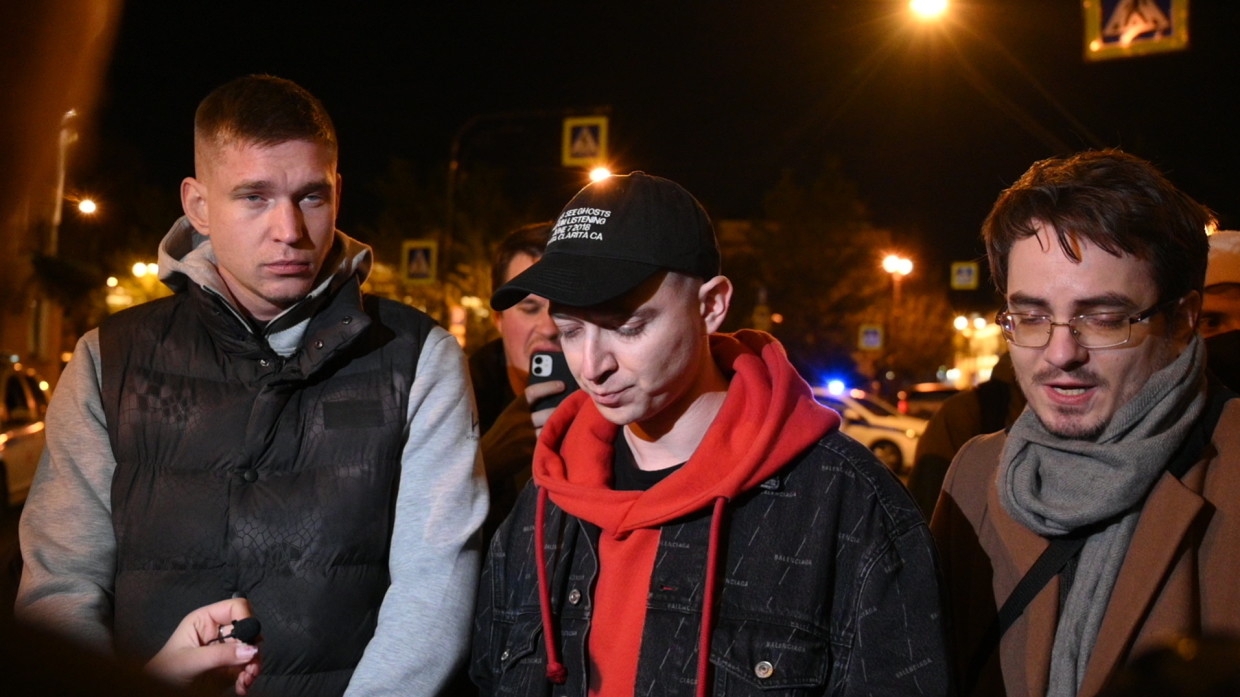 Рэпер Ресторатор поддержал блогера Хованского после продления меры пресечения Рэпер Ресторатор поддержал блогера Хованского после продления меры пресечения Происшествия