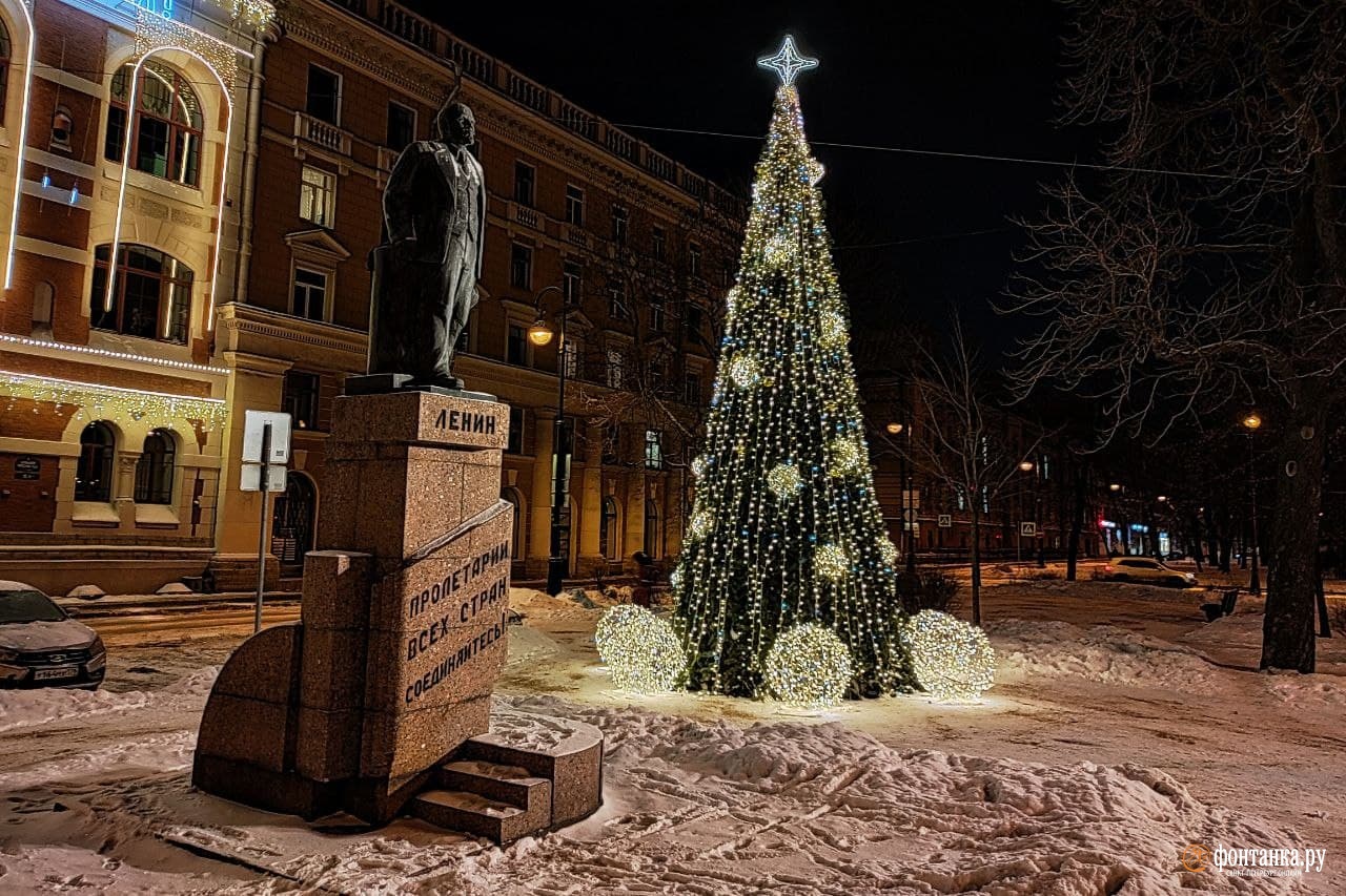 Где проголосовать в санкт петербурге. Новогодний *Выборгский район. Елка Выборгский район. Выборгский район Санкт-Петербурга в новый год. Новогодняя ёлка в Выборгском районе СПБ.