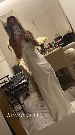 Виктория и Дэвид Бекхэм вышли в свет на фоне конфликта с сыном Бруклином Виктория, Дэвид, Бекхэм, БекхэмСторис, сыном, Виктории, БекхэмВиктория, Time100, конфликта, Бруклин, своей, платье, родителей, поделилась, посетили, Николой, публичной, ссоры, сообщил, заявлении