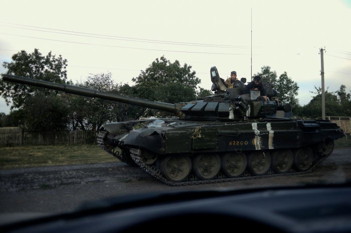 Тактическая раскраска свой-чужой на Т-72. |Фото: projects.lb.ua.