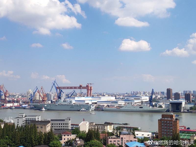 Китайская «Америка»? Зачем Поднебесной огромный УДК Китайская «Америка»? Зачем Поднебесной огромный УДК вмф